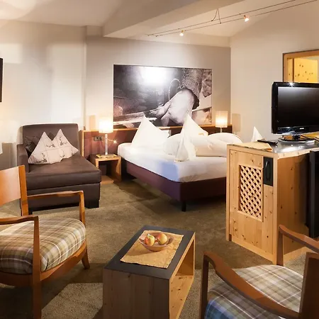 Hotel Jerzner Hof 4*