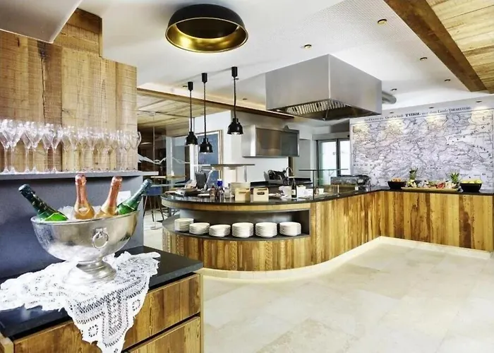 Jerzner Hof 4 Sterne Superior מלון 4*