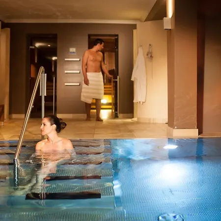 Jerzner Hof Szálloda 4*